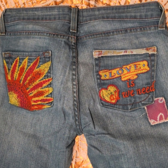Embroidered Jeans LOVE IS ALL WE NEED! ❤️ - Picture 2 of 9